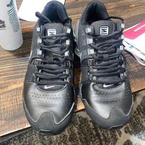 Nike shocks men’s size 8